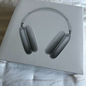 Brand New in sealed box Apple AirPods Max